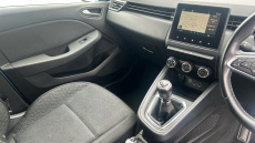 Renault Clio 1.0 TCe 100 Iconic 5dr Petrol Hatchback